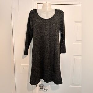 Cleo Petite Ribbed Knit Texture Dress , Long Sleeves in Charcoal/Black Size Med